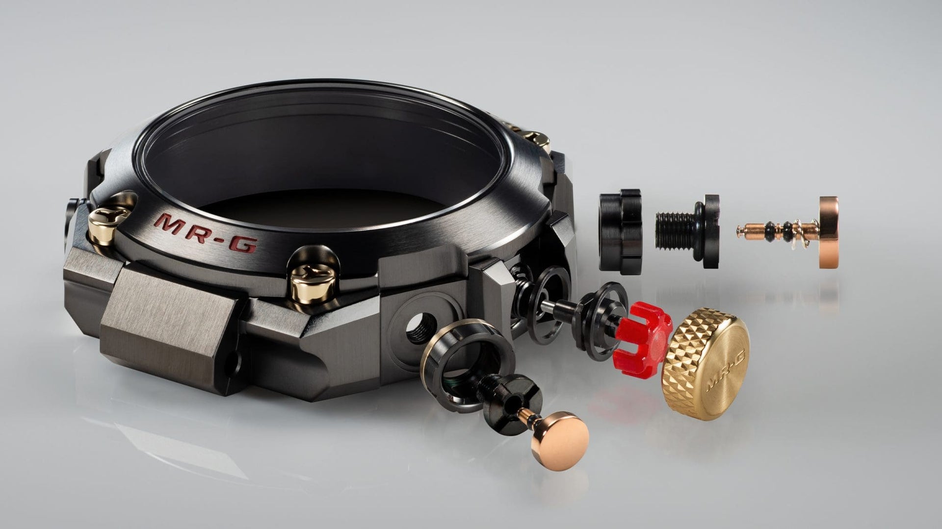 Clad Guard Structure for reliable shock resistance and operability